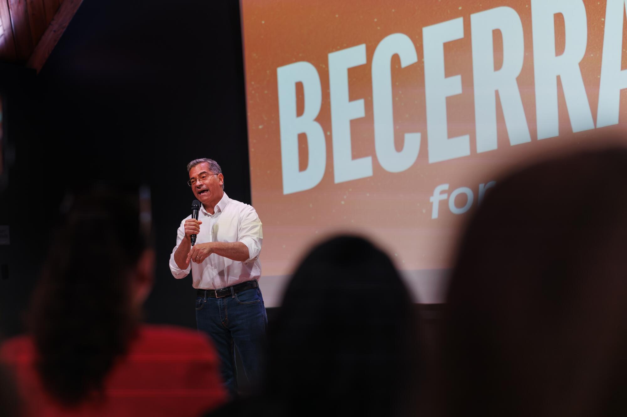 Becerra Leads in Final Poll Before Gubernatorial Primary