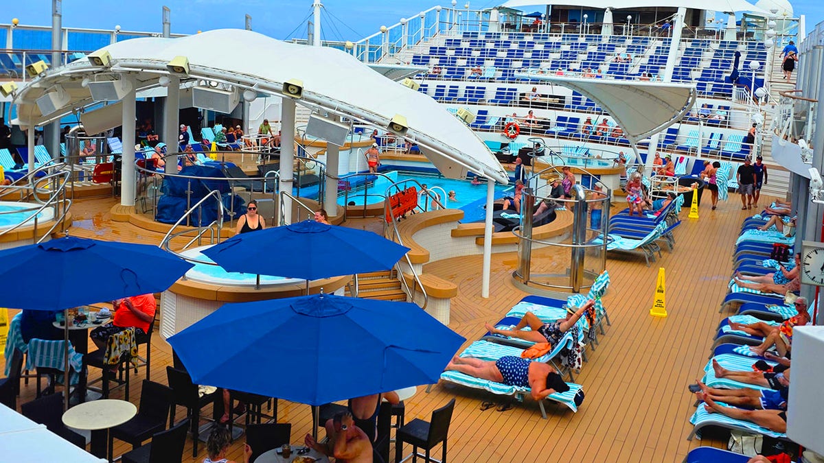 Cruise Lines Take Action Against Chair Hogging