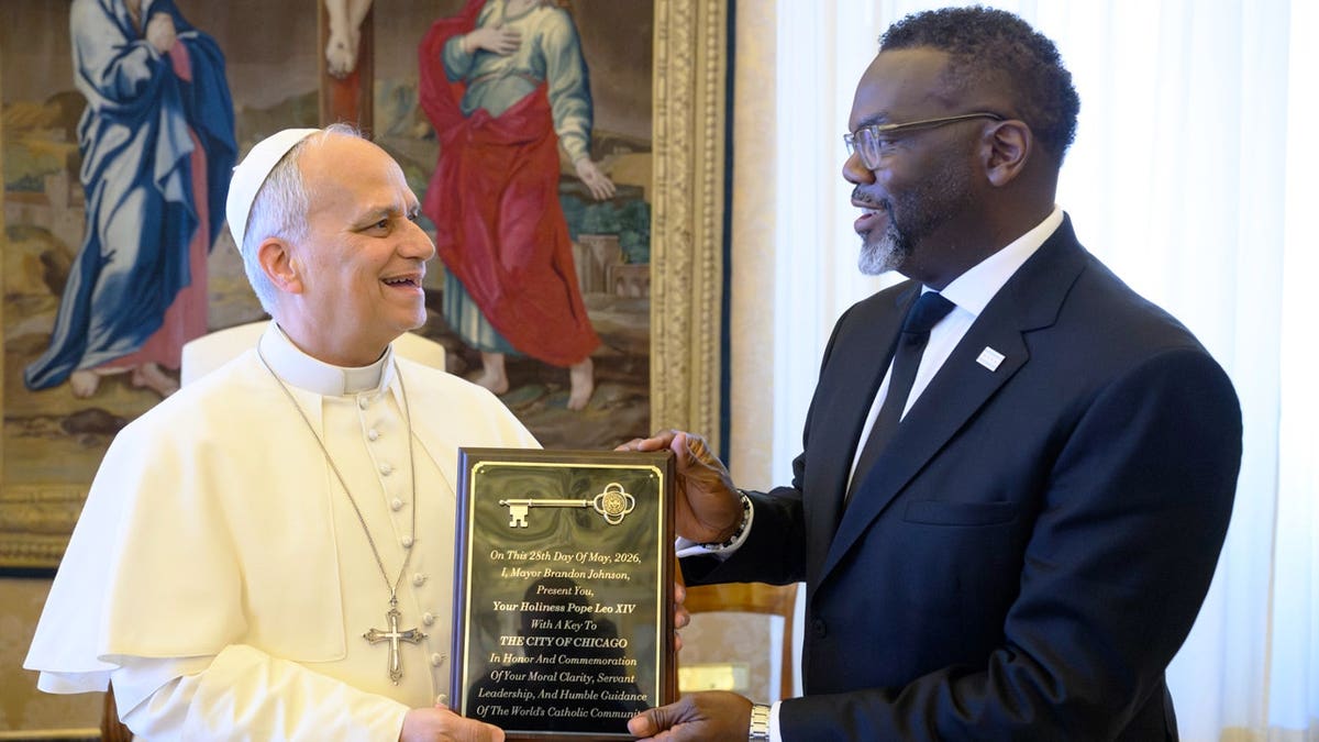 Chicago Mayor Seeks Papal Support for Reparations