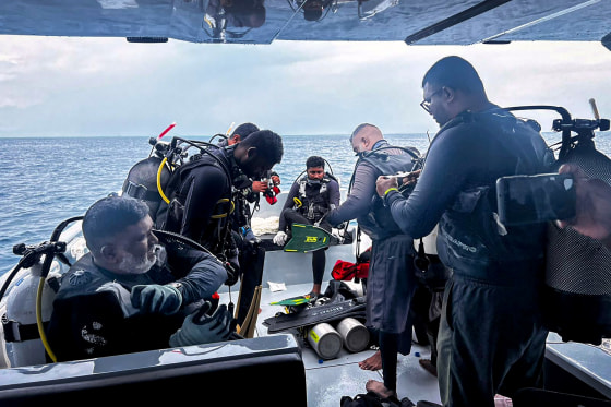 Bodies of Missing Italian Divers Found in Maldives Cave