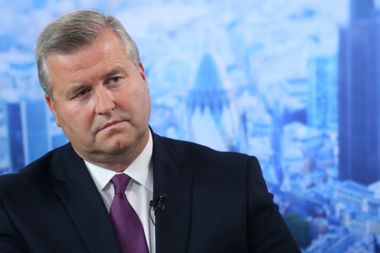 BP Removes Chair Albert Manifold Citing Governance Concerns