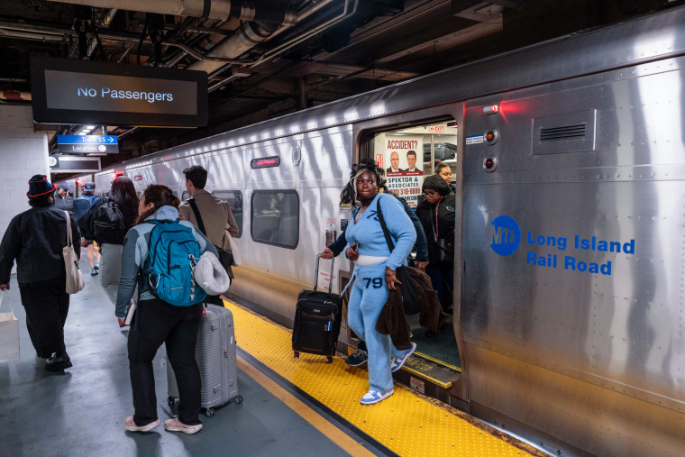 Long Island Rail Road Strike Disrupts Commuters; Officials Urge Remote Work