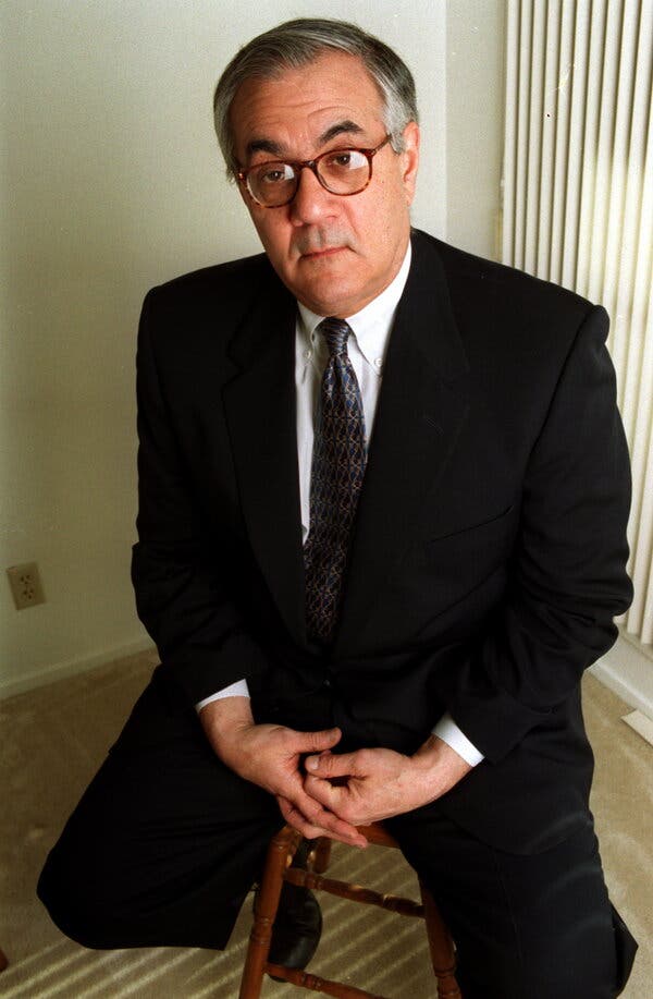 Barney Frank: Influential Politician and Advocate for LGBTQ+ Rights