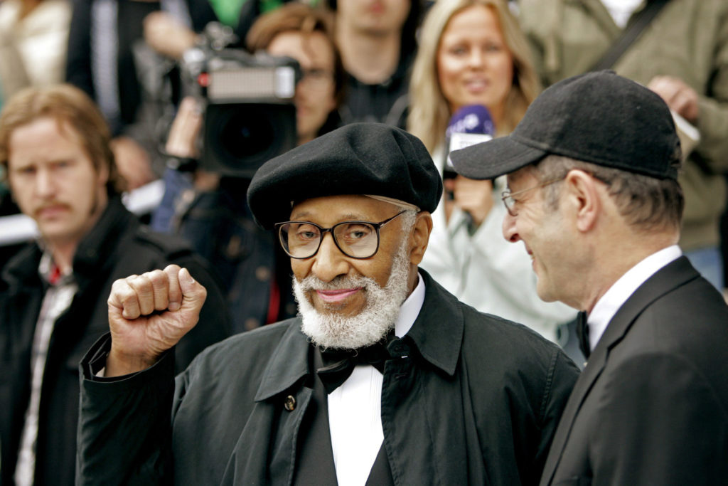 Iconic Jazz Saxophonist Sonny Rollins Dead at 95