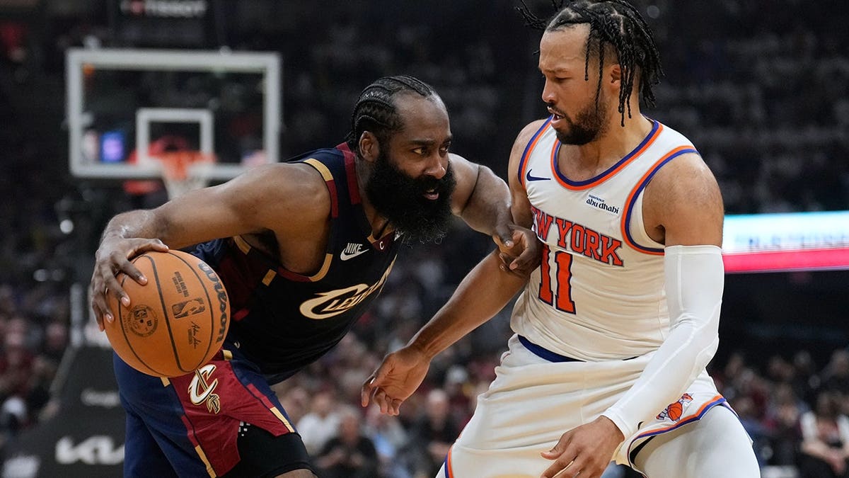 Knicks Secure NBA Finals Spot as Cavs Attempt Psychological Edge