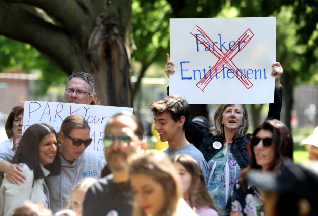 Community Members Rally Against School Expansion in Lincoln Park