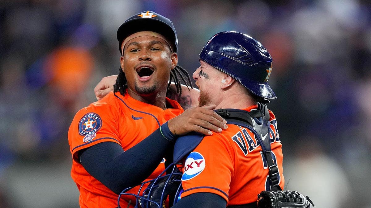 Alimber Santa Shines in Historic MLB Debut with No-Hitter