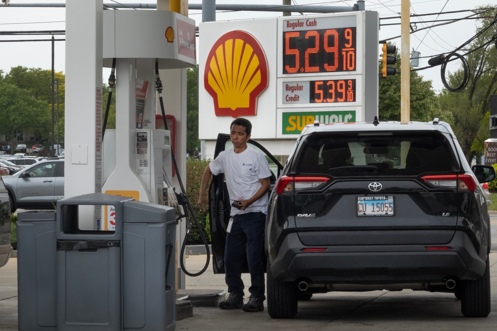 Impact of Rising Gas Prices on Summer Travel and Road Trips