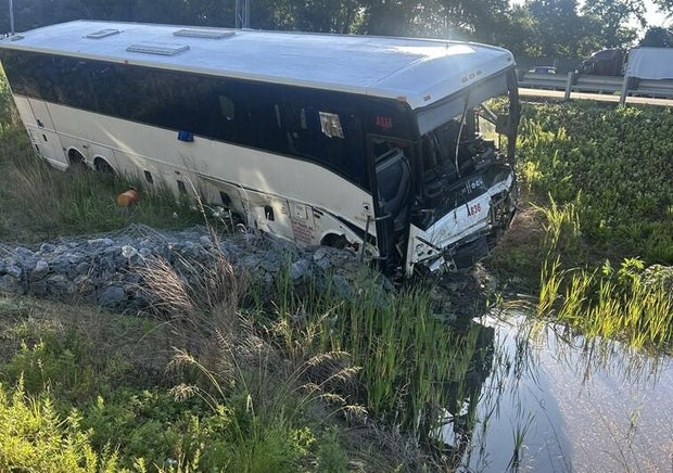 Virginia Bus Crash Leaves Five Dead, Dozens Injured