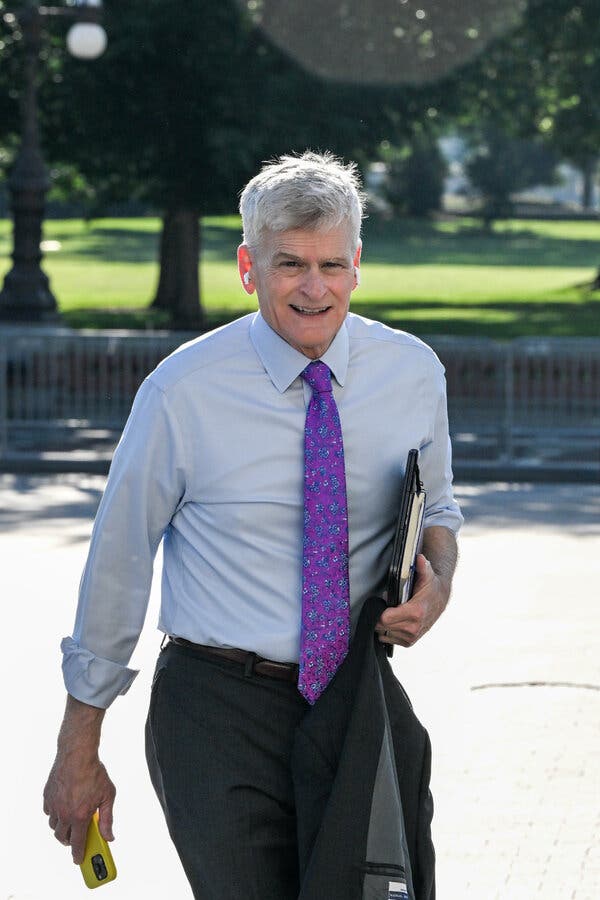 Republican Senators Frustrated by President’s Actions Ahead of Midterms