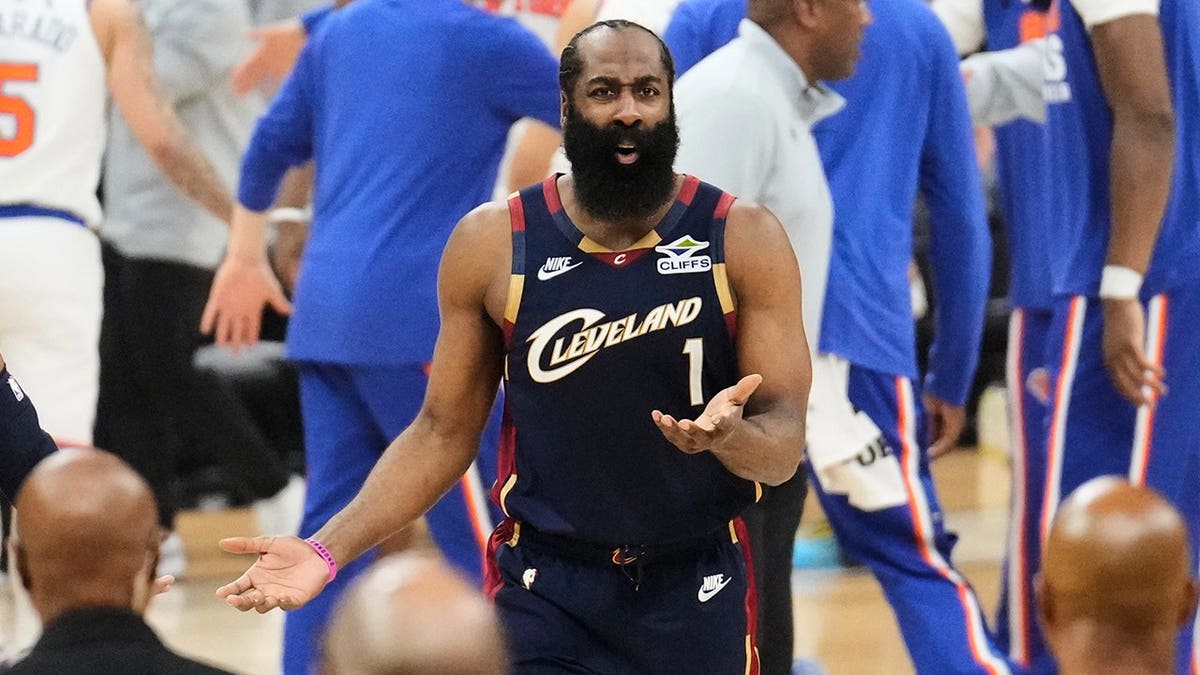 Cleveland Cavaliers’ Season Ends in Disappointment Against New York Knicks