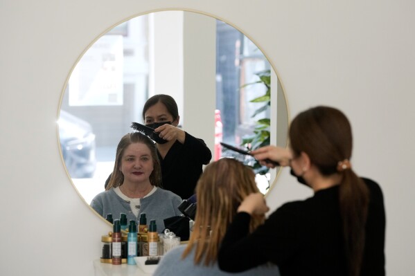 The Rise of Head Spas in the U.S.: A Look into Relaxation and Wellness