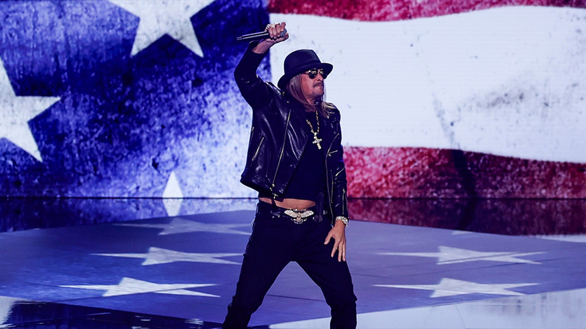 Kid Rock Honors Fallen Heroes on Memorial Day