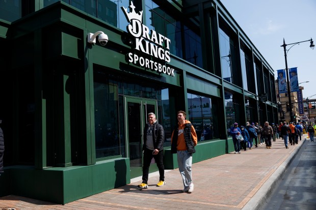 DraftKings to Close Sportsbook at Wrigley Field Due to High Taxes