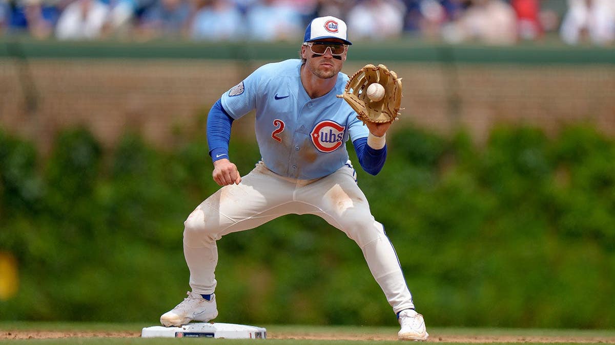 Nico Hoerner’s Innovative Play Shines Despite Cubs’ Loss to Astros
