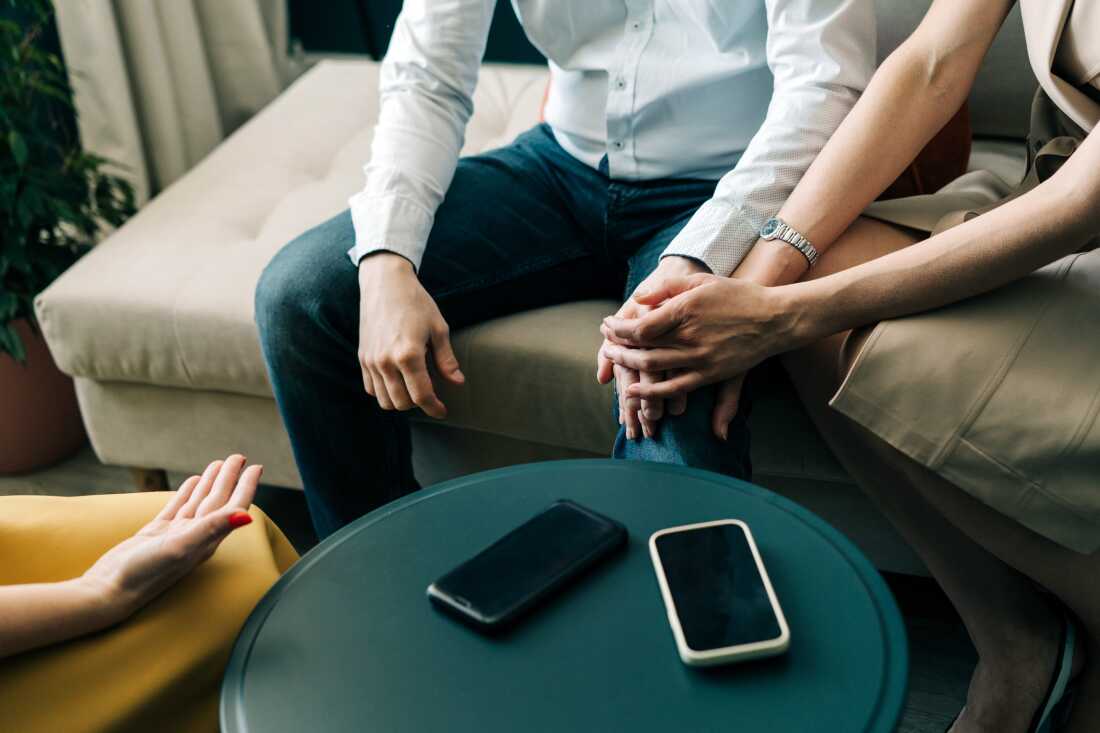 The Rise of AI in Therapy: Balancing Benefits and Concerns