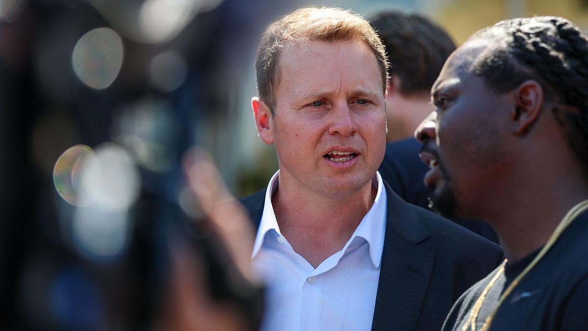 Spencer Pratt Criticizes Karen Bass Amid L.A. Mayoral Race