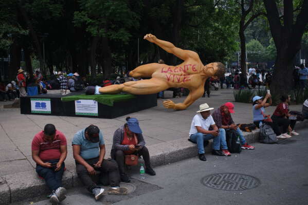 Protests and Social Tensions Challenge FIFA World Cup Festivities in Mexico City