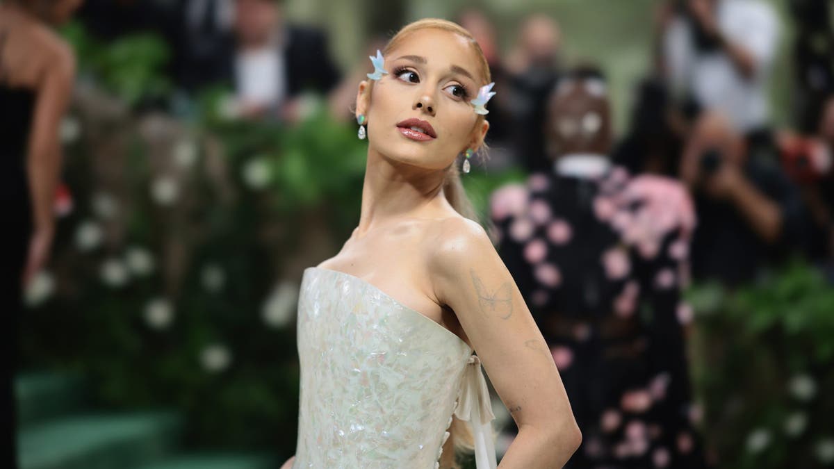 White House Responds to Ariana Grande’s Critique