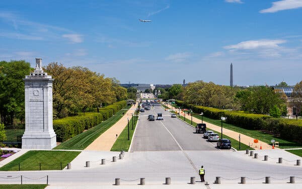 F.A.A. Advises Safety Measures for Proposed Trump Arch in Washington
