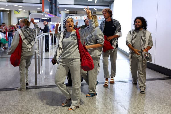 French Prosecutors Investigate Alleged Abuse of Activists by Israeli Authorities