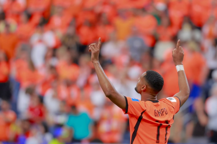 Netherlands Overpowers Sweden with 5-1 Victory in World Cup Showdown