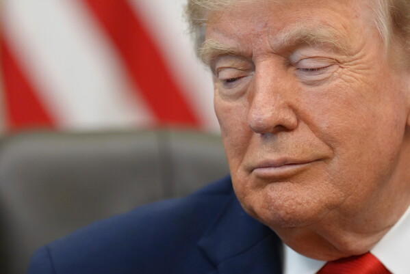 US Stocks Surge as Oil Prices Drop Following Trump’s Announcement