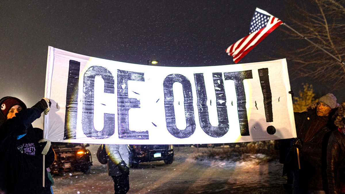 Dispute Over Prosecution of ICE Agent in Minnesota