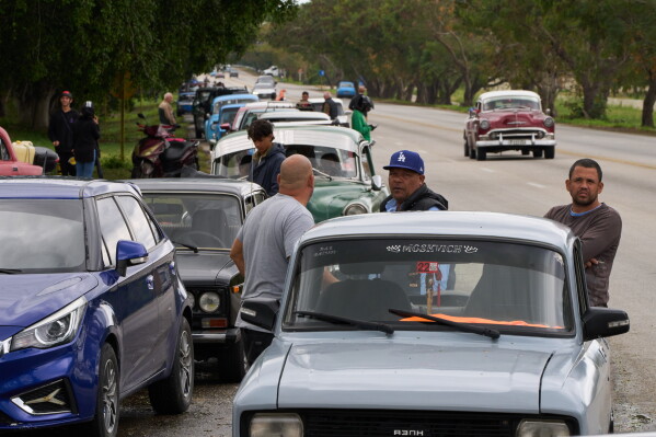 Cuba’s Struggle with Fuel Shortages and Vintage Cars