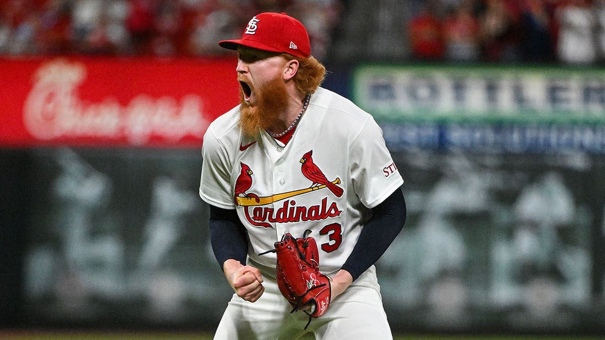Father’s Day Baseball Showdown: Cardinals vs. Royals
