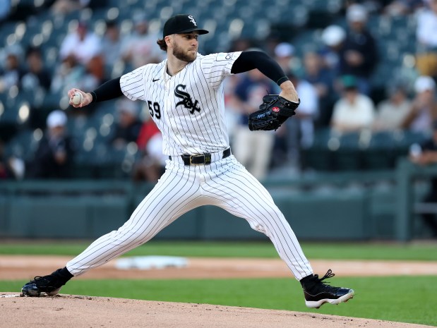 White Sox Edge Guardians 2-1 with Timely Hits and Strong Pitching