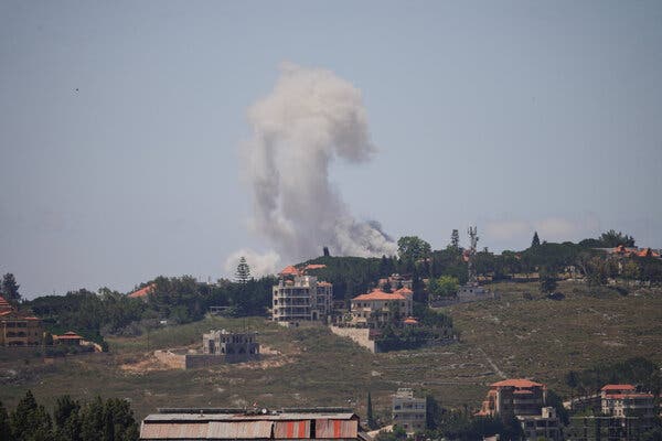 Israeli Strike Kills Lebanese Soldiers Amid Tensions