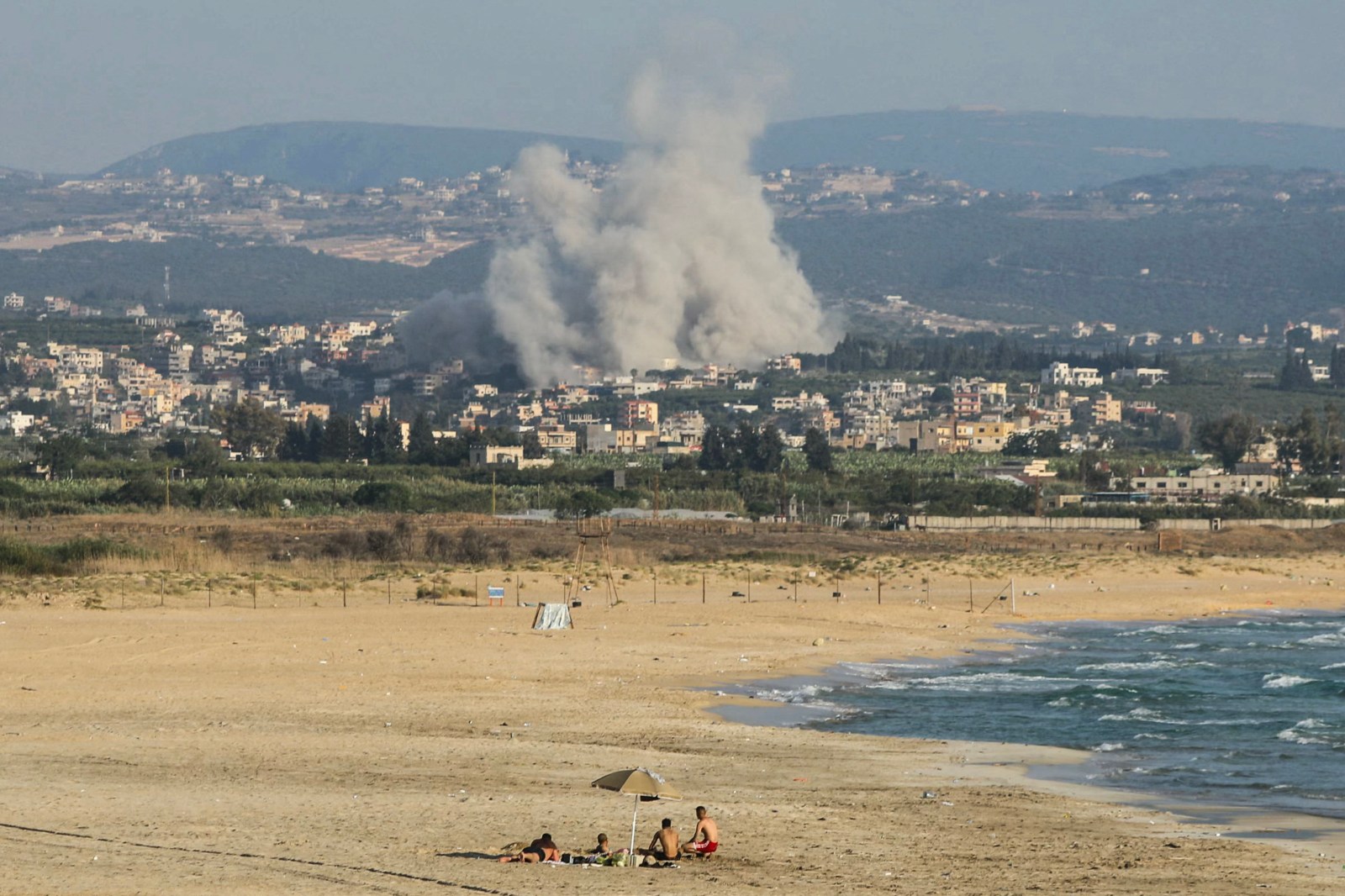 Escalating Tensions: Israeli Airstrikes in Lebanon Amid Diplomatic Struggles