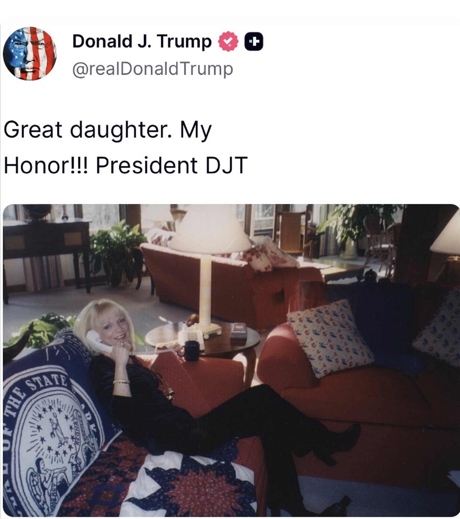 Trump’s Post Sparks Mystery Over Unidentified Photo
