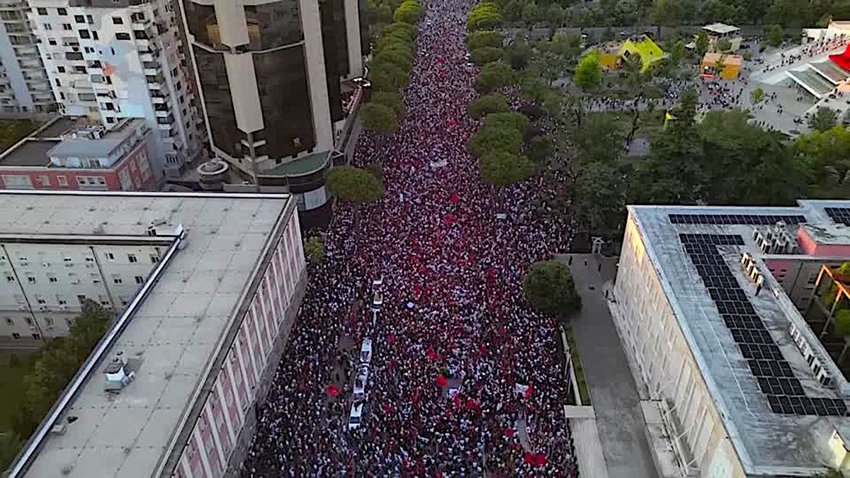 Albanians Protest Against Government Corruption