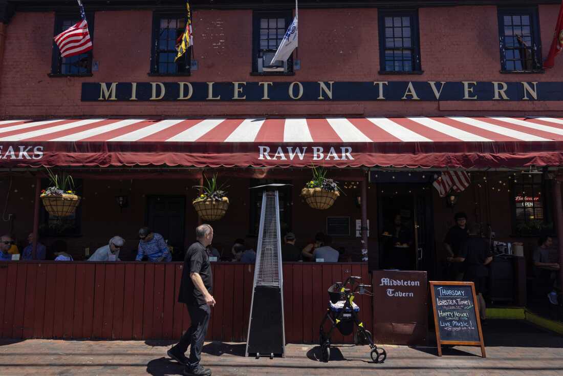 Exploring Culinary History: Middleton Tavern and Colonial Cuisine