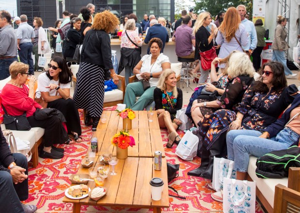 Experience Chicago’s Vibrant Festival Scene