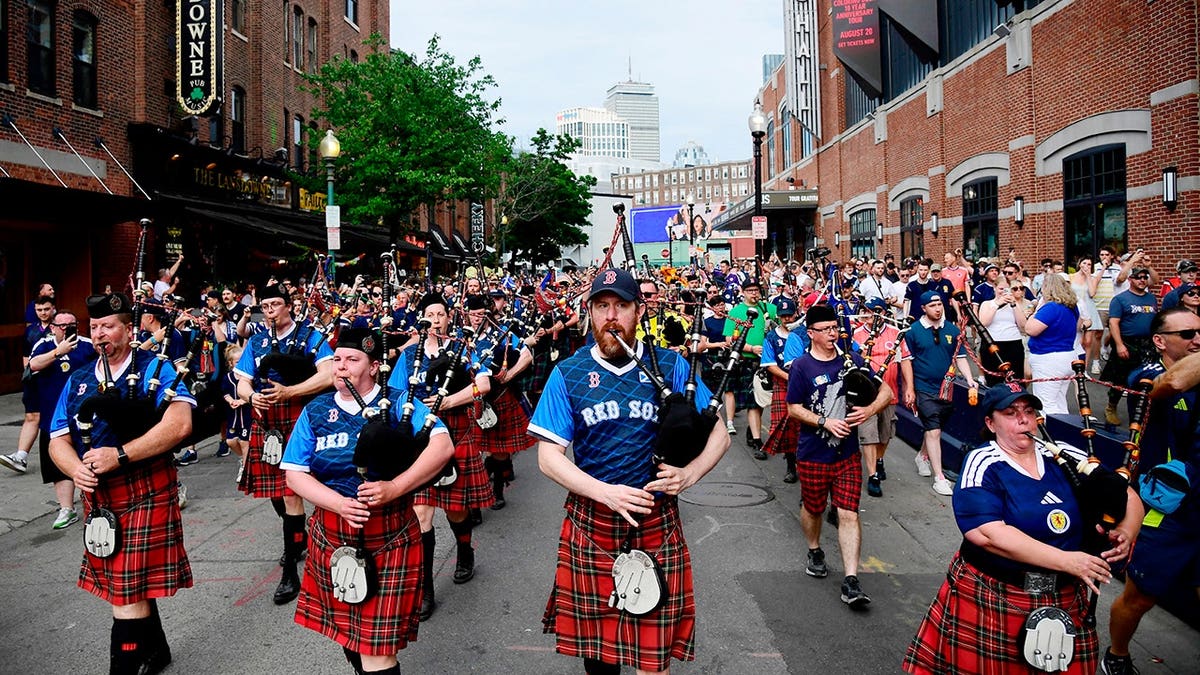 Visitors Reveal America’s Appeal During World Cup