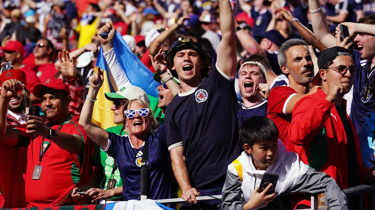 World Cup Fans Experience American Culture