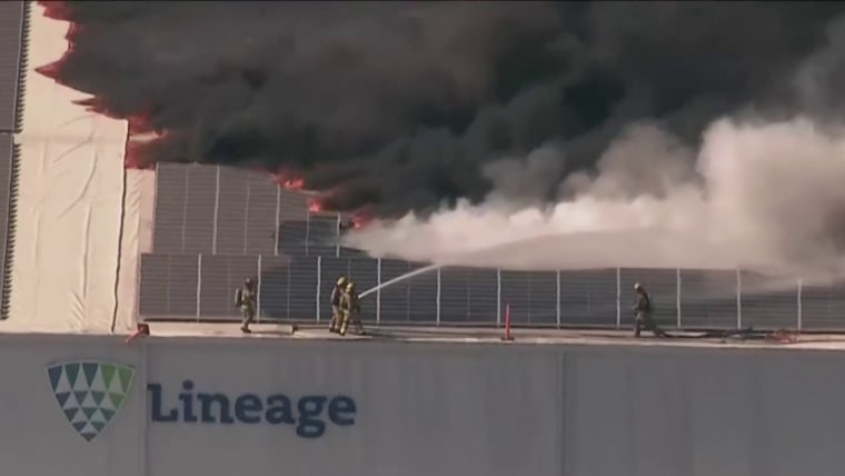 Fire in Los Angeles Warehouse Causes Prolonged Smoke Hazards