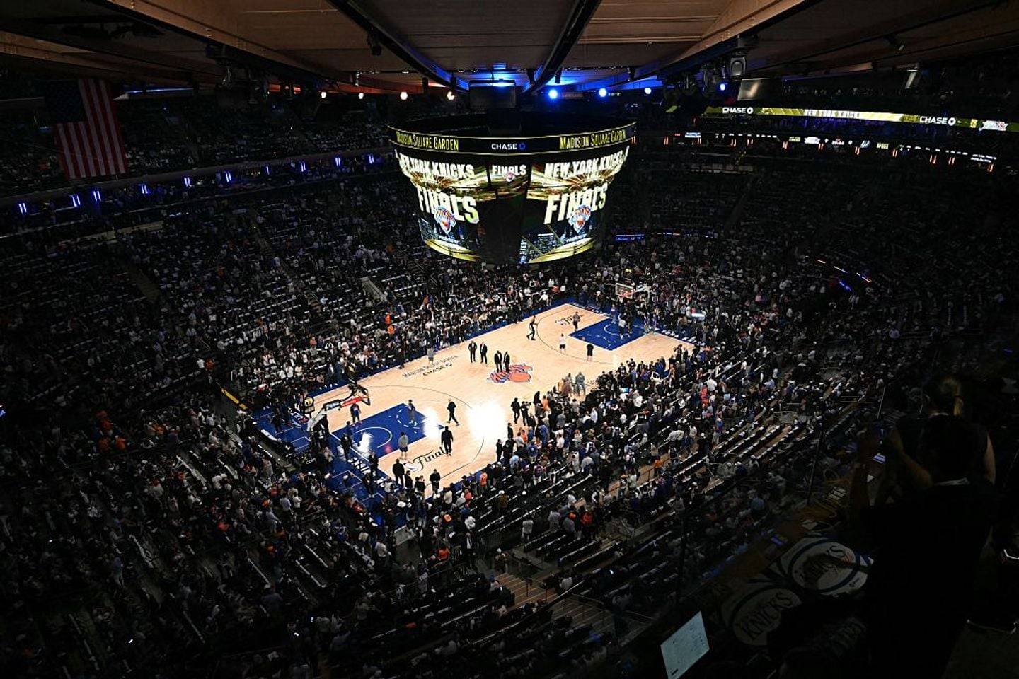 Live Coverage of NBA Finals Game 3: Spurs at Knicks
