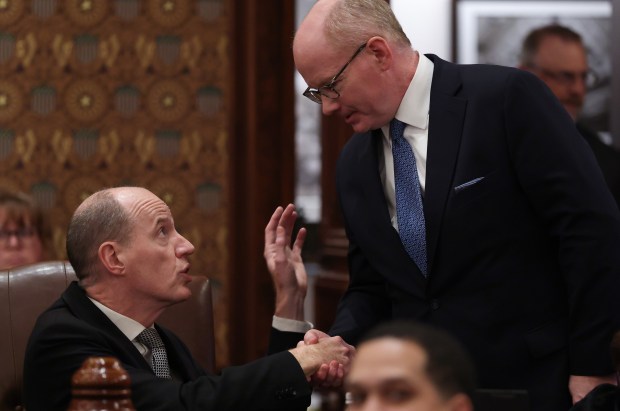 Chicago Mayor Reopens Bears Stadium Talks Amid Legislative Stalls