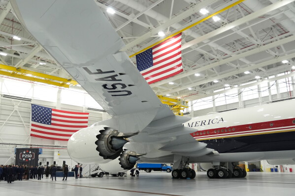 Trump Unveils New Air Force One Jet