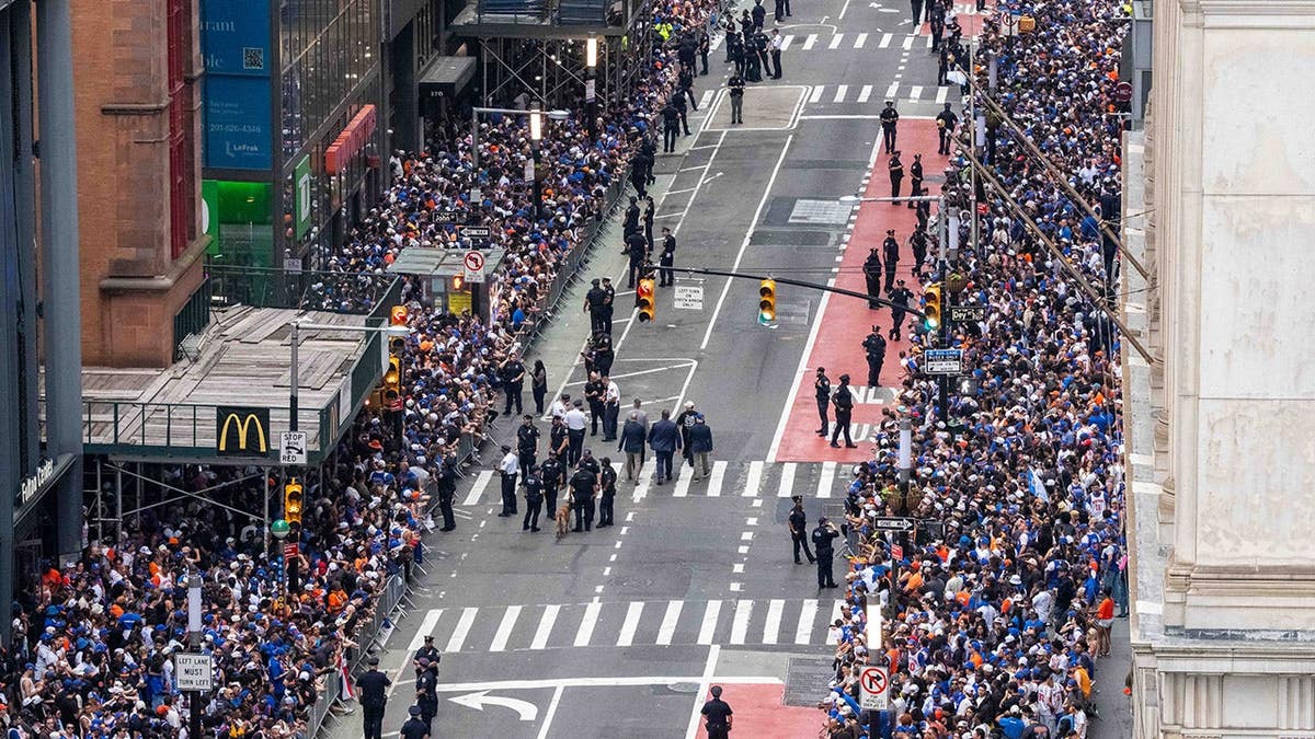 Knicks Championship Parade Leads to Fines for Former JPMorgan Exec