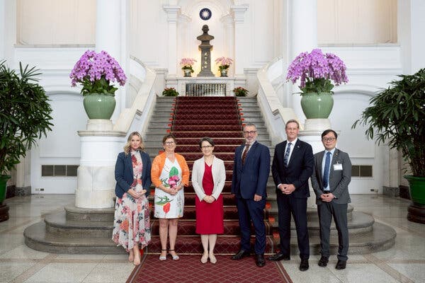 New Zealand Lawmakers Face Travel Ban After Taiwan Visit