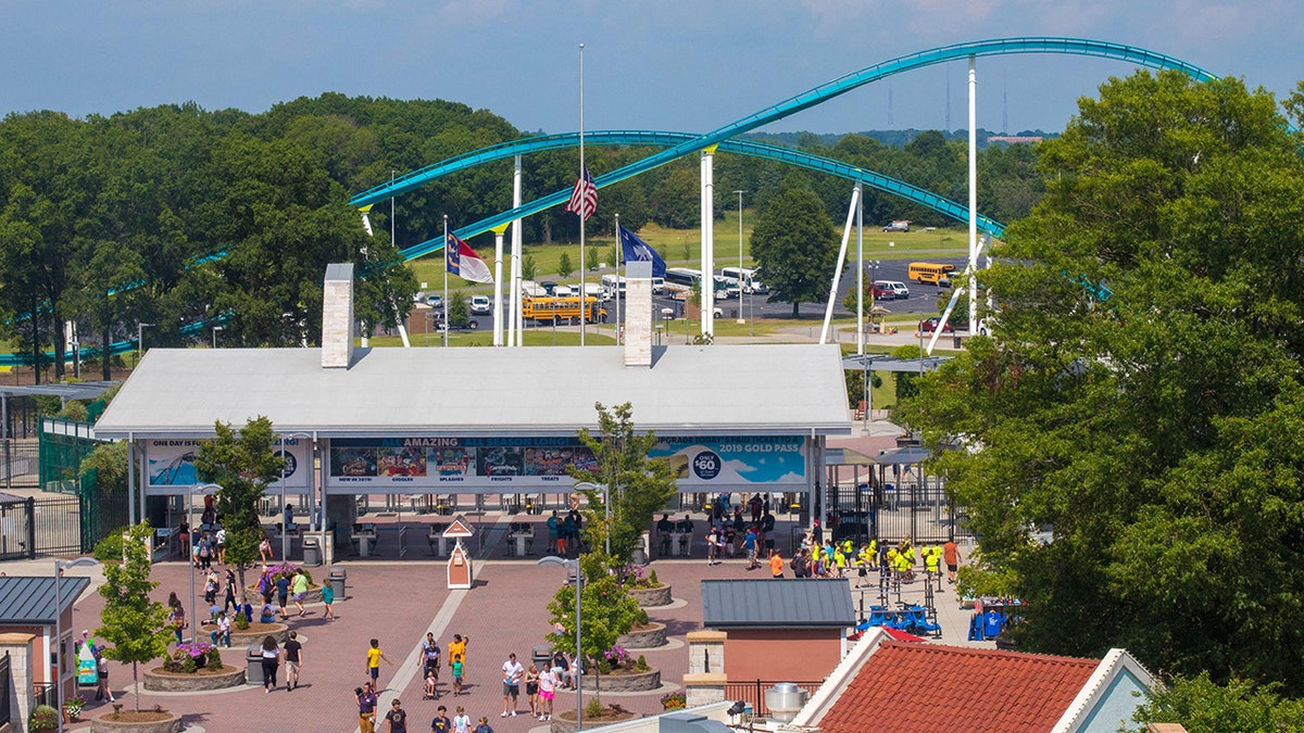 Carowinds Unveils Record-Breaking Water Ride