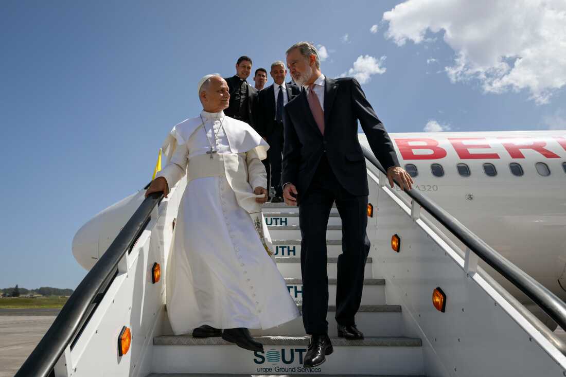 Pope Leo XIV Faces Travel Delays Due to Technical Issues