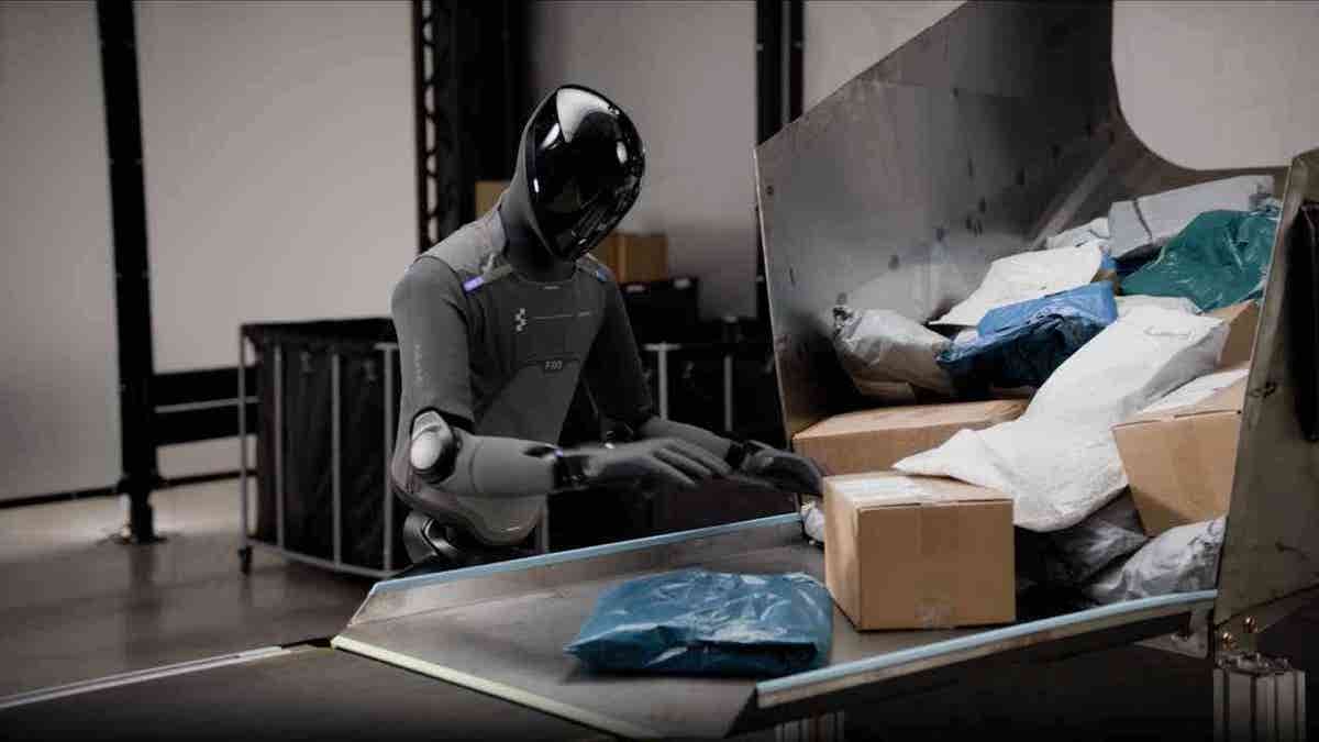 Humanoid Robots Enter Retail Warehouses: What This Means for Jobs and Businesses