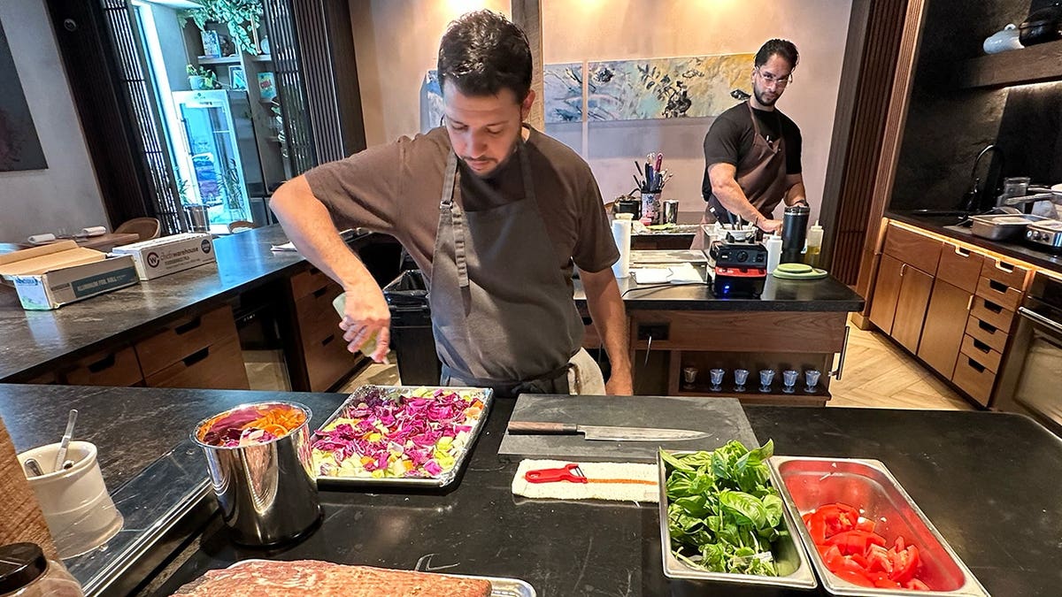 Cuban Chef Makes Culinary History in Florida