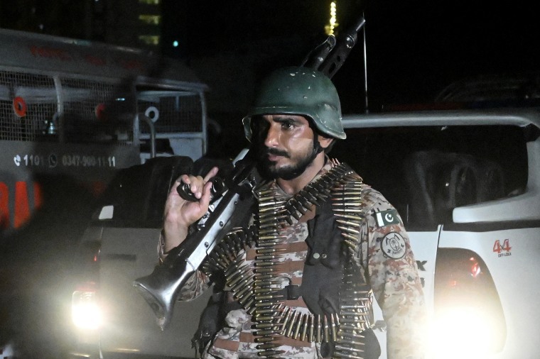 Pakistani Forces Conduct Operations Against Militants Along Afghanistan Border